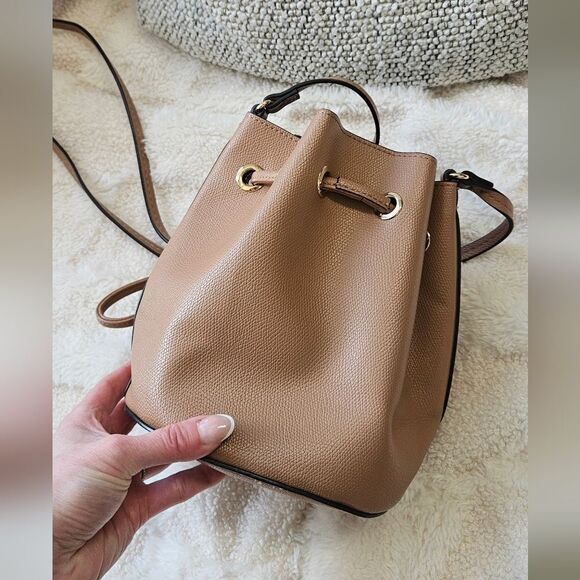 Tan Vegan Leather Bucket Bag - Picture 3 of 4